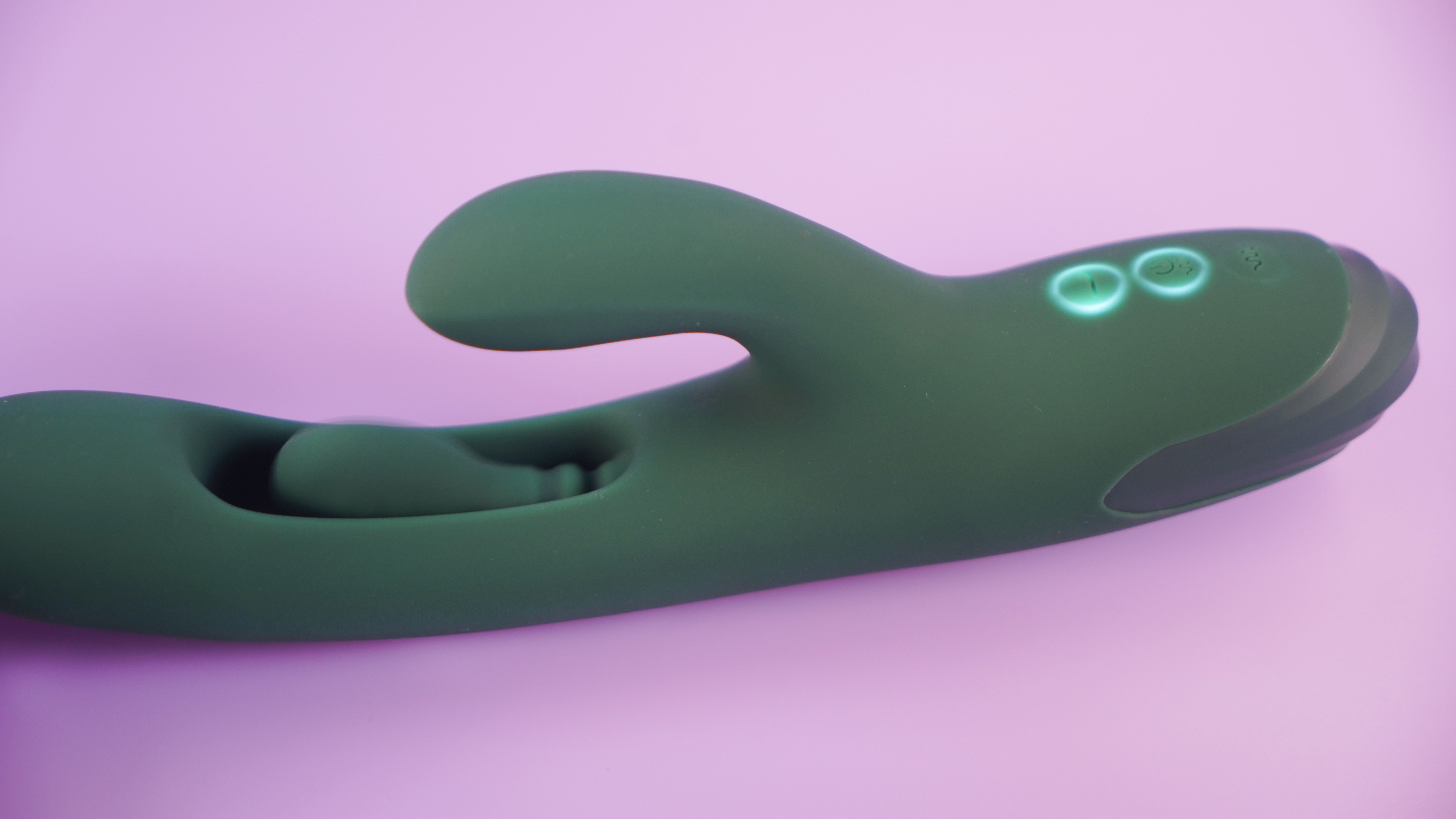 Инновационный вибратор кролик Zenora