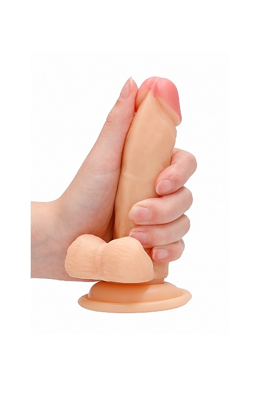 Фаллоимитатор с вибрацией и пультом управления Vibrating Realistic Cock With Scrotum - 6 Inch