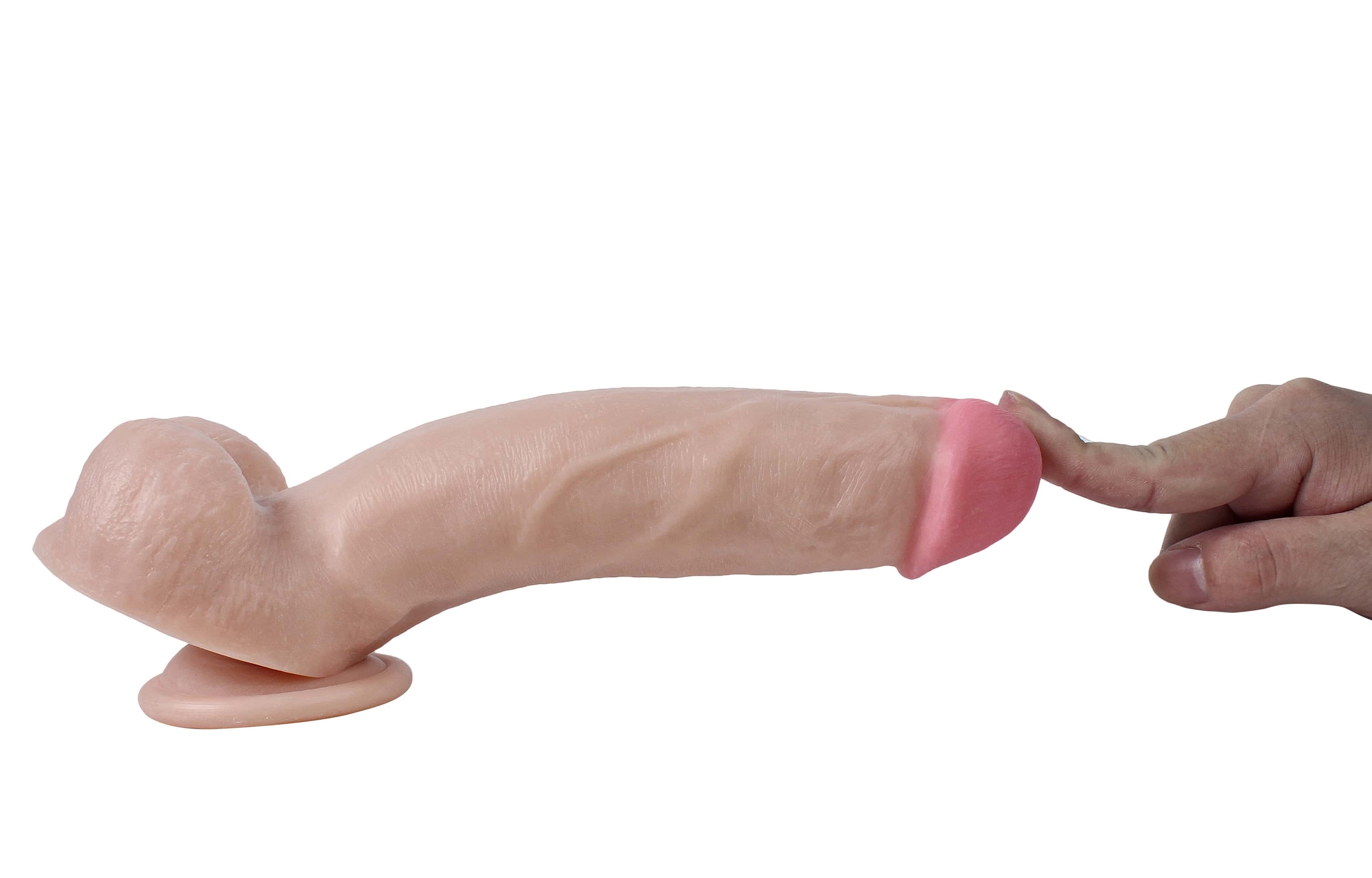 Реалистичный фаллоимитатор REAL с мошонкой на присоске, PVC, 19 x4,5 см.