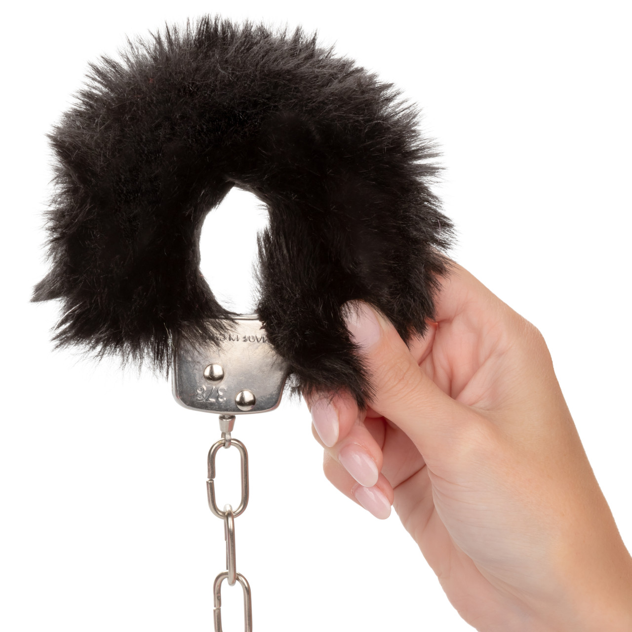 Металлические наручники с искусственным мехом ULTRA FLUFFY FURRY CUFFS-BLACK