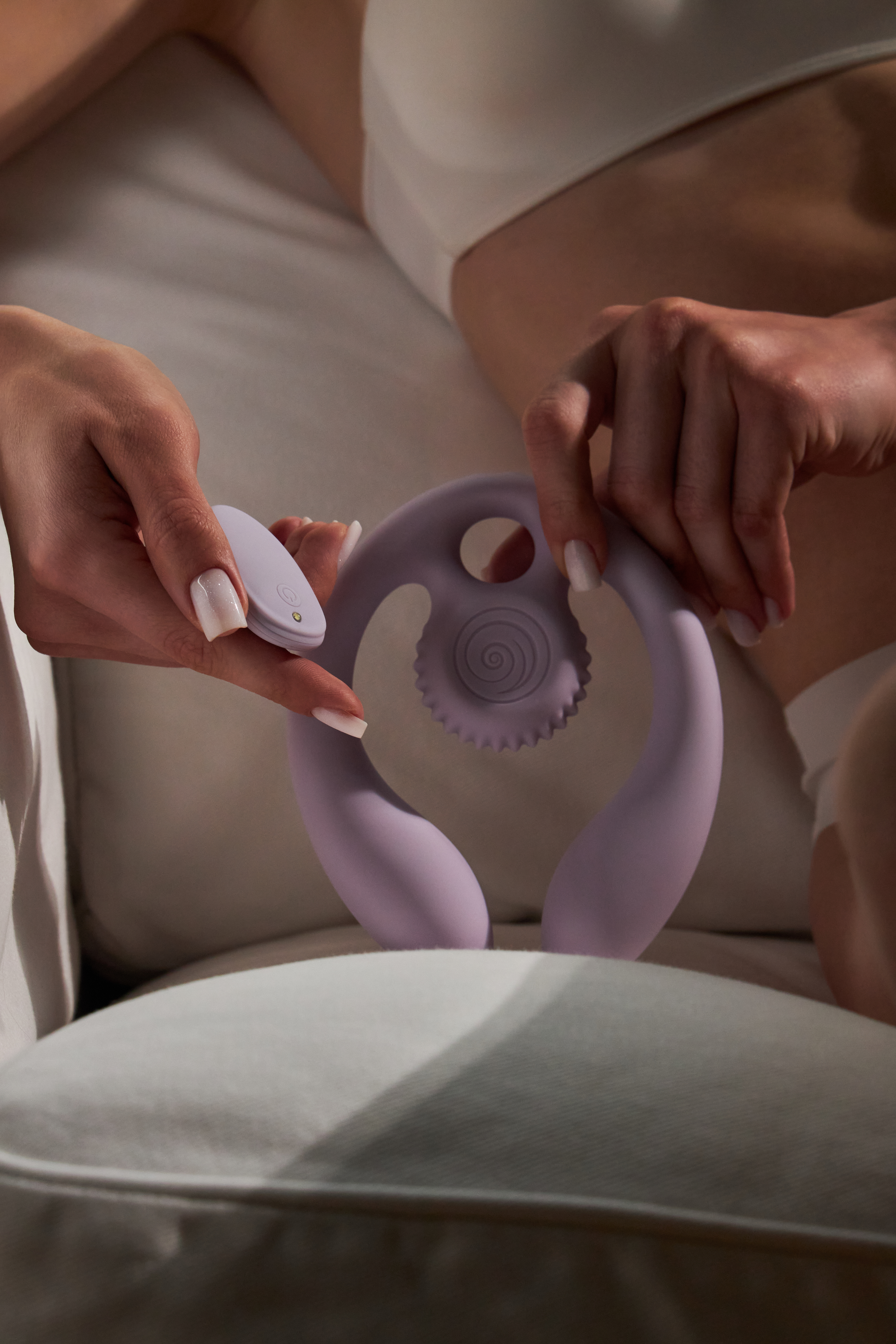 Парный вибромассажер SVibe Snail GIZI Duo, лиловый