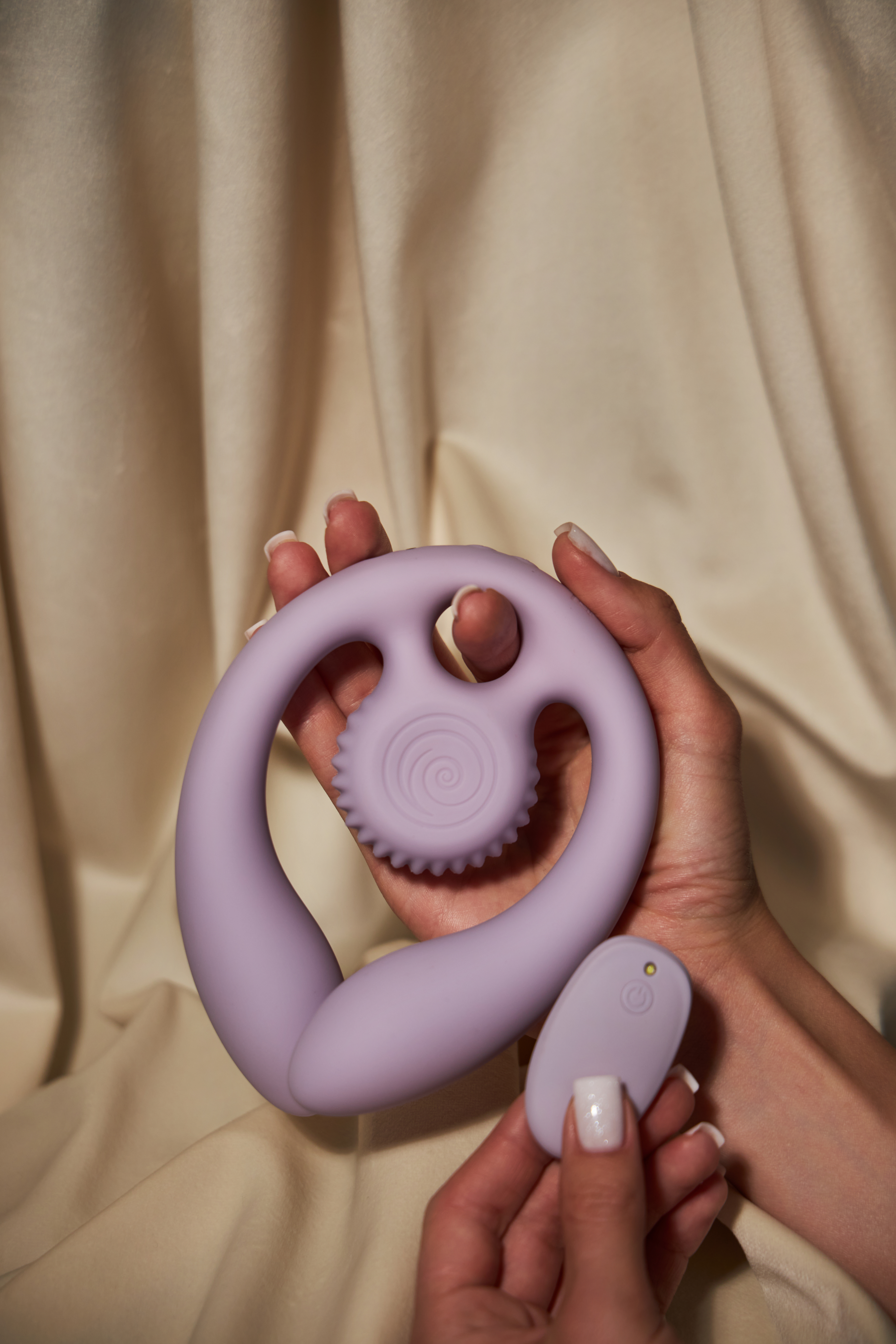 Парный вибромассажер SVibe Snail GIZI Duo, лиловый